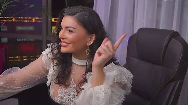 myakalifa online show from 12.29.24