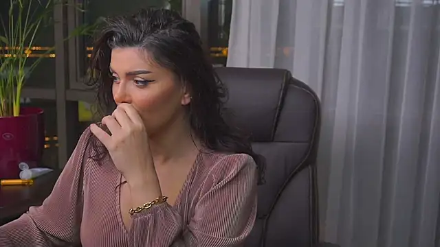 myakalifa online show from 01.02.25