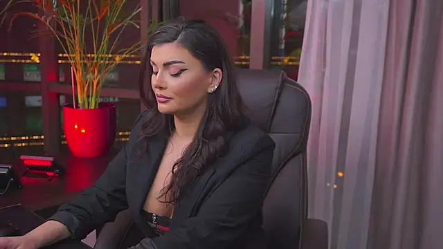 myakalifa online show from 01.08.25