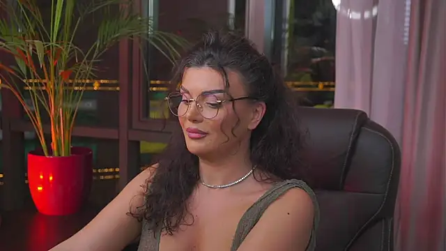 myakalifa online show from 01.20.25