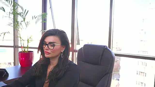 myakalifa online show from 03.14.25