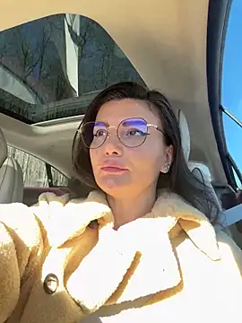 myakalifa online show from 03.19.25