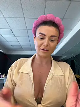 myakalifa online show from 03.23.25