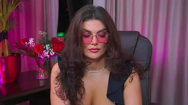 myakalifa online show from 09.15.25