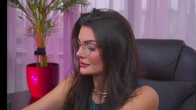 myakalifa online show from 10.02.25