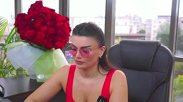 myakalifa online show from 10.07.25