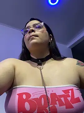 Snapshot of Sophia_cyrus11 chatting on 12.24.24 Sophia cyrus11 online show from 12.24.24