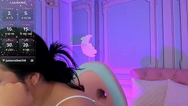 stefany duque1  online show from 01.19.25