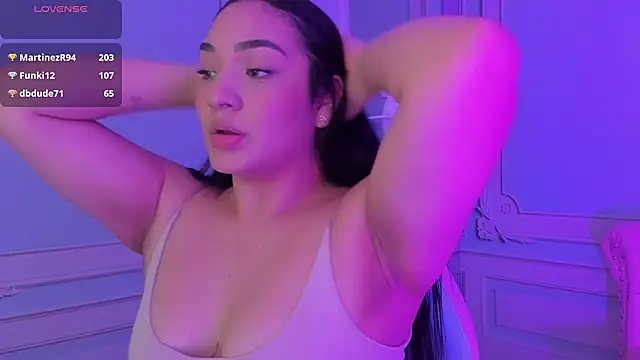 stefany duque1  online show from 01.31.25