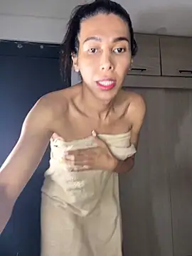 Ebonyxprincess  online show from 10.21.25