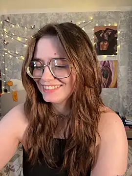 Sabrina shells online show from 11.30.25