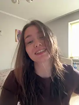 Sabrina shells online show from 06.03.26