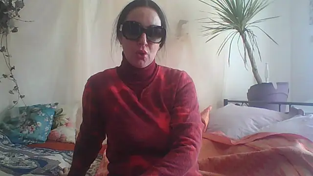 BELLAMORGANE1 online show from 02.05.25
