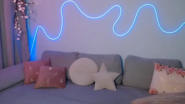 Haley Vixen online show from 11.11.25