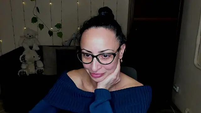 Arianasweety23 online show from 12.24.24