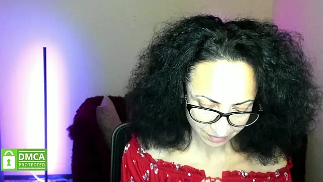 Arianasweety23 online show from 10.21.25