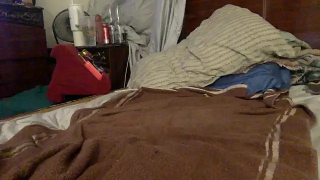 bubblebut420 online show from 10.12.25