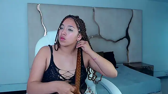 IsabellRodriguez18 online show from 01.31.25