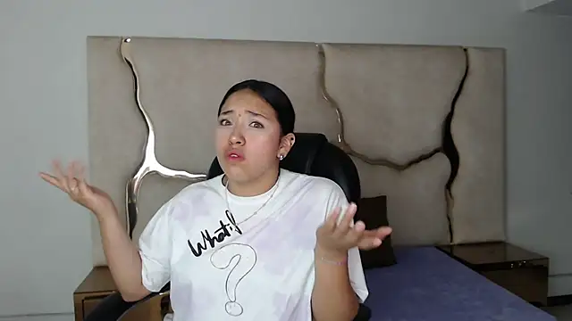 IsabellRodriguez18 online show from 02.28.25