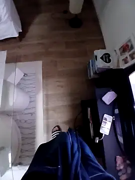 Snapshot of rominoucoquin chatting on 09.23.25 rominoucoquin online show from 09.23.25