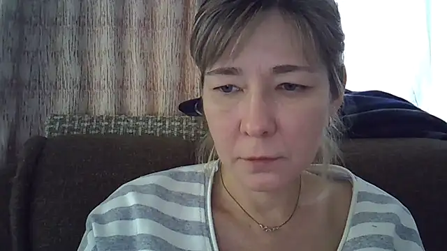 EllaJohnsonX online show from 01.12.25