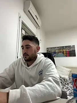 Snapshot of luffykingofpirets chatting on 01.08.25 luffykingofpirets online show from 01.08.25