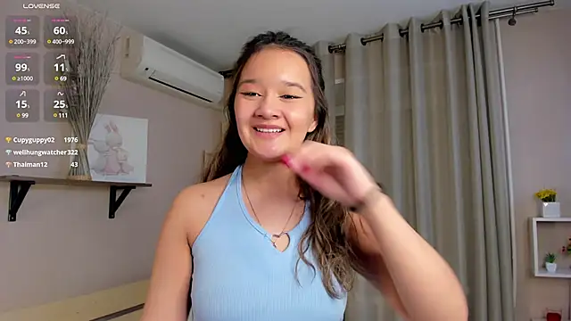 Maekko online show from 02.25.25