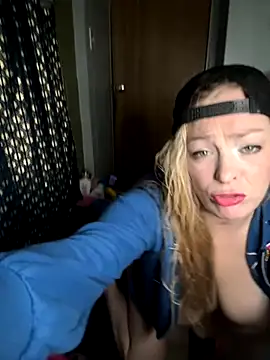 kayNkris online show from 11.26.25