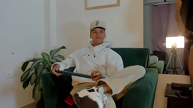 two milkyway online show from 11.20.25