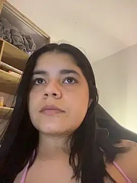 Snapshot of pretty_angela1 chatting on 02.13.26 pretty angela1 online show from 02.13.26