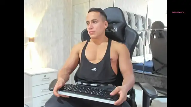 nicklause froid online show from 03.11.25