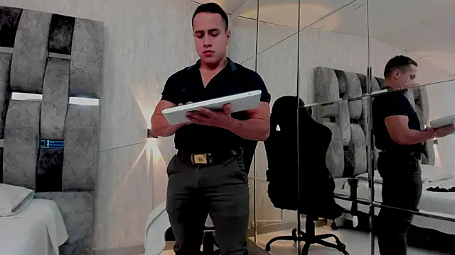 nicklause froid online show from 03.15.25