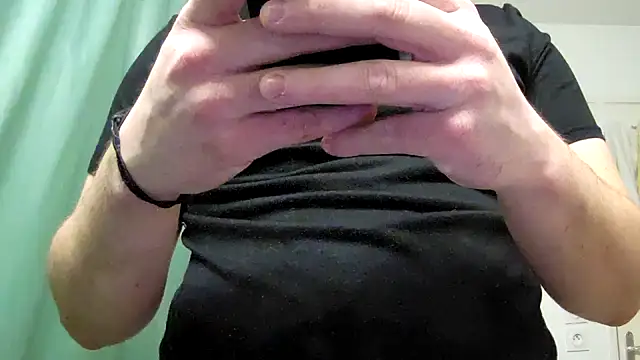 Maxoux02 online show from 02.18.25