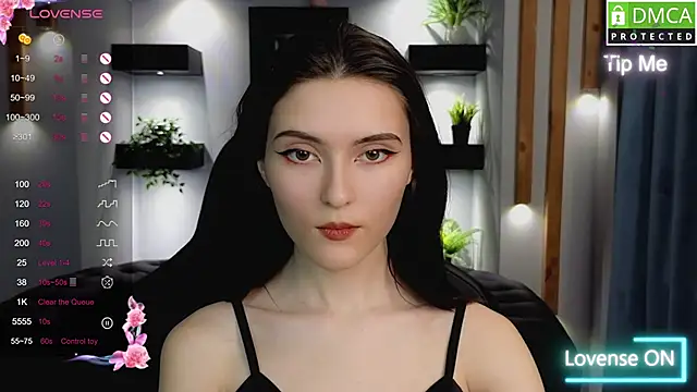 Snapshot of niki_cutes chatting on 02.11.25 niki cutes online show from 02.11.25