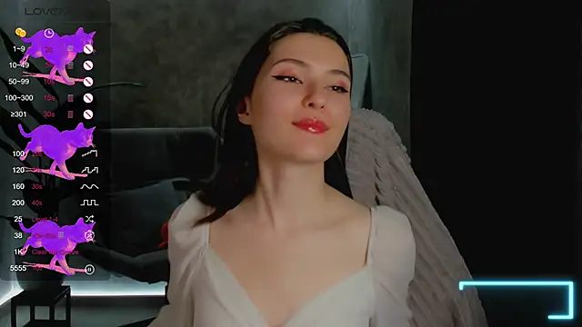 Snapshot of niki_cutes chatting on 03.22.25 niki cutes online show from 03.22.25