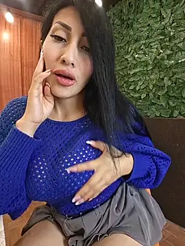 Snapshot of Isabellitasexi38 chatting on 05.22.26 Isabellitasexi38 online show from 05.22.26
