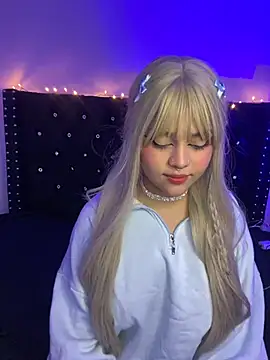 Snapshot of kath_kitty chatting on 01.15.25 kath kitty online show from 01.15.25