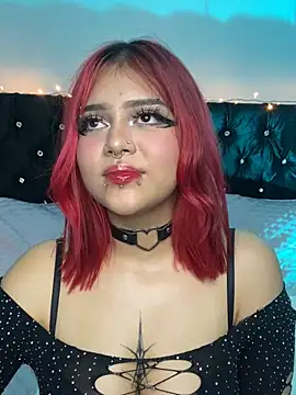 Snapshot of kath_kitty chatting on 01.24.25 kath kitty online show from 01.24.25