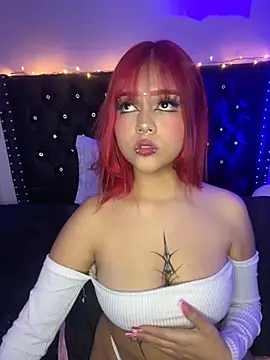 Snapshot of kath_kitty chatting on 02.05.25 kath kitty online show from 02.05.25