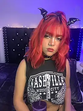 Snapshot of kath_kitty chatting on 03.11.25 kath kitty online show from 03.11.25