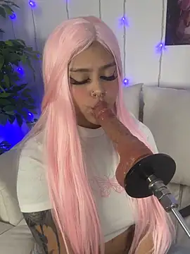 Snapshot of kath_kitty chatting on 10.23.25 kath kitty online show from 10.23.25