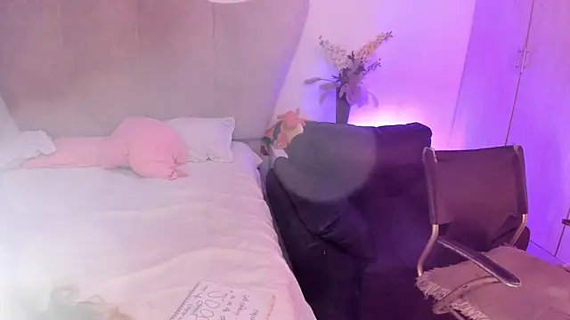 Snapshot of rachaeldeckard__ chatting on 11.16.25 rachaeldeckard online show from 11.16.25