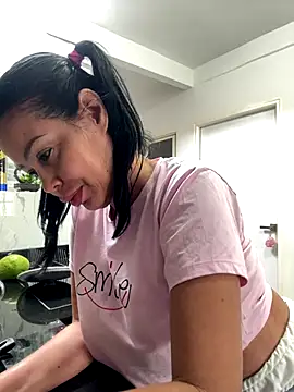 KarolRubi1 online show from 11.22.25