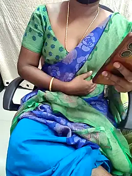 Snapshot of Tamil_roja69 chatting on 07.25.26 Tamil roja69 online show from 07.25.26
