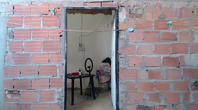 Coral0403 online show from 01.25.25