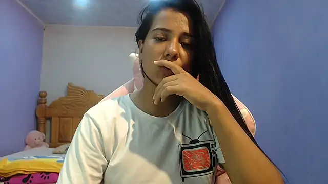 Coral0403 online show from 09.28.25