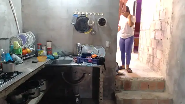 Coral0403 online show from 12.16.25