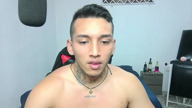 Snapshot of David_Adams2003 chatting on 02.26.25 David Adams2003 online show from 02.26.25