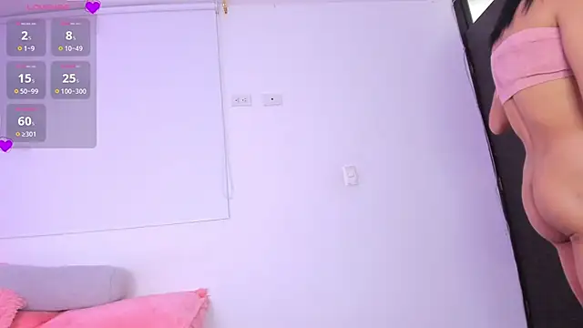 Snapshot of NicoleJaymes_ chatting on 12.30.24 NicoleJaymes online show from 12.30.24