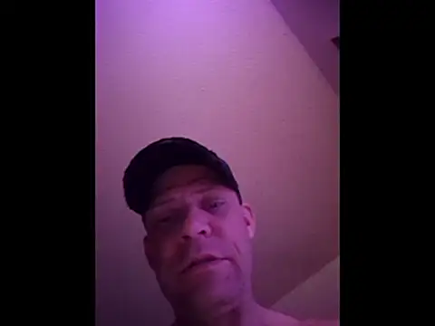 Snapshot of hotemberly_jake chatting on 06.27.26 hotemberly jake online show from 06.27.26